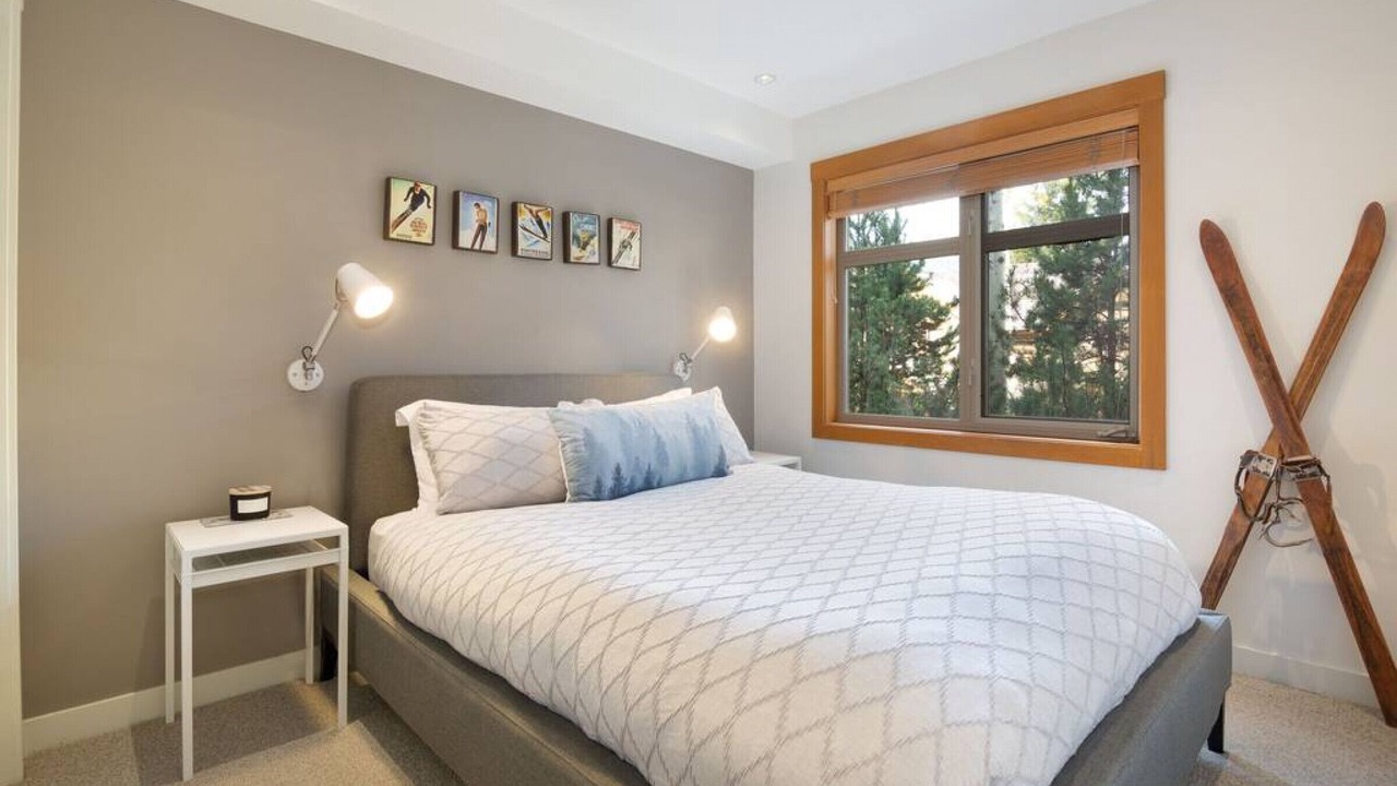Photo of Bedroom in Upper Village