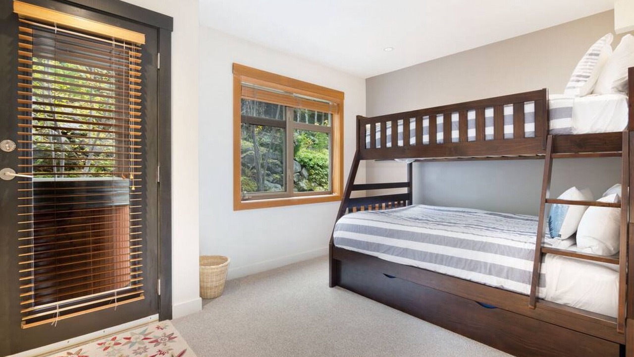 Photo of Bedroom in Upper Village
