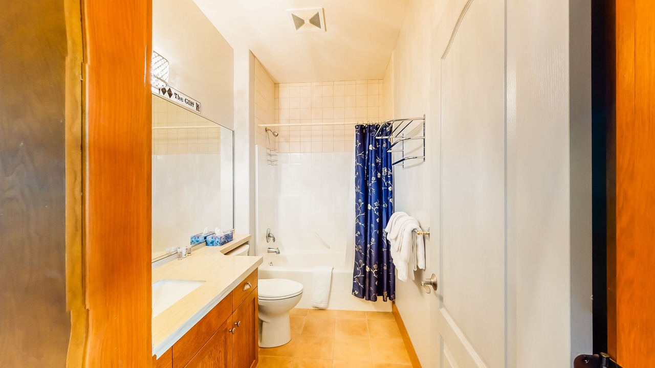 Photo of Bathroom in Big White Ski Resort