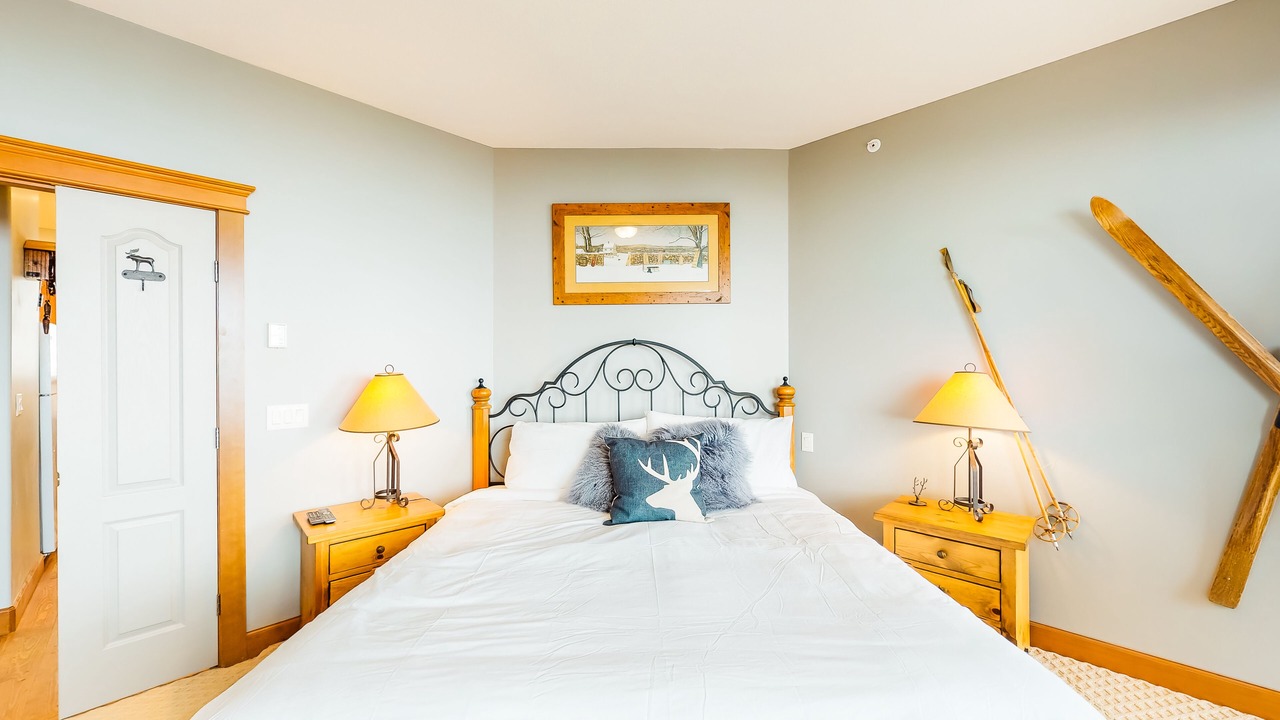 Photo of Bedroom in Big White Ski Resort