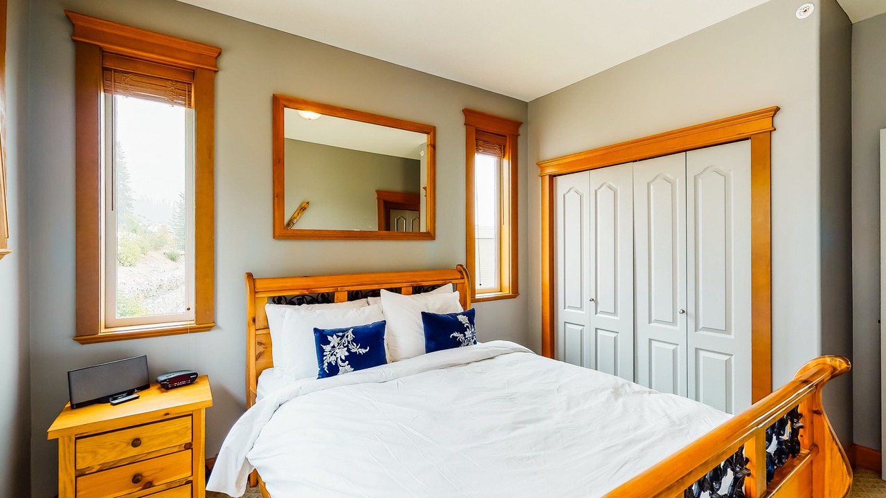 Photo of Bedroom in Big White Ski Resort