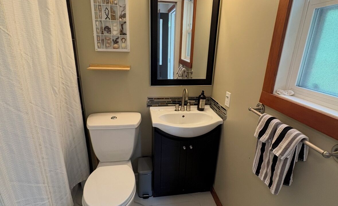 Photo of Bathroom in Comox