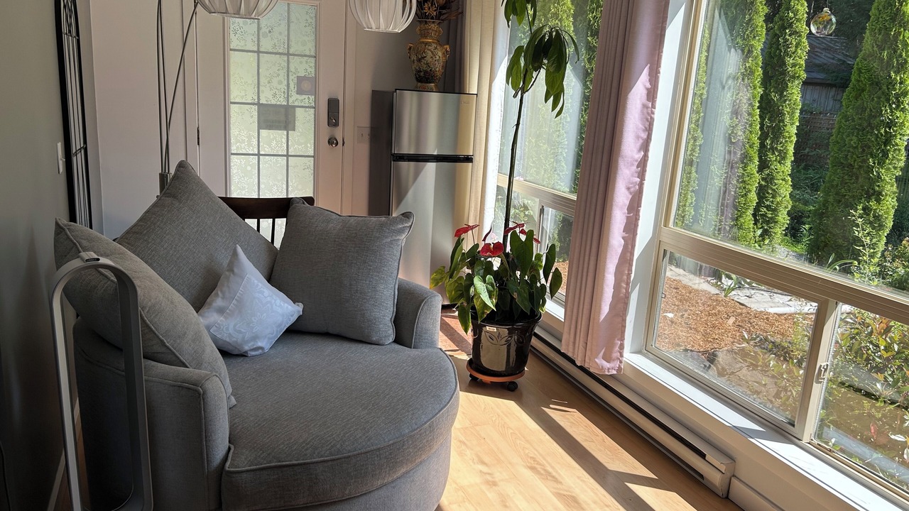 Photo of Livingroom in Salt Spring Island