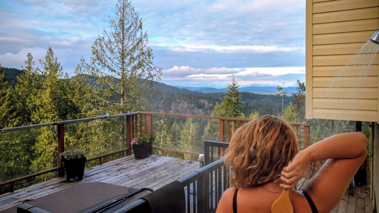Photo of Patio Balcony in Salt Spring Island