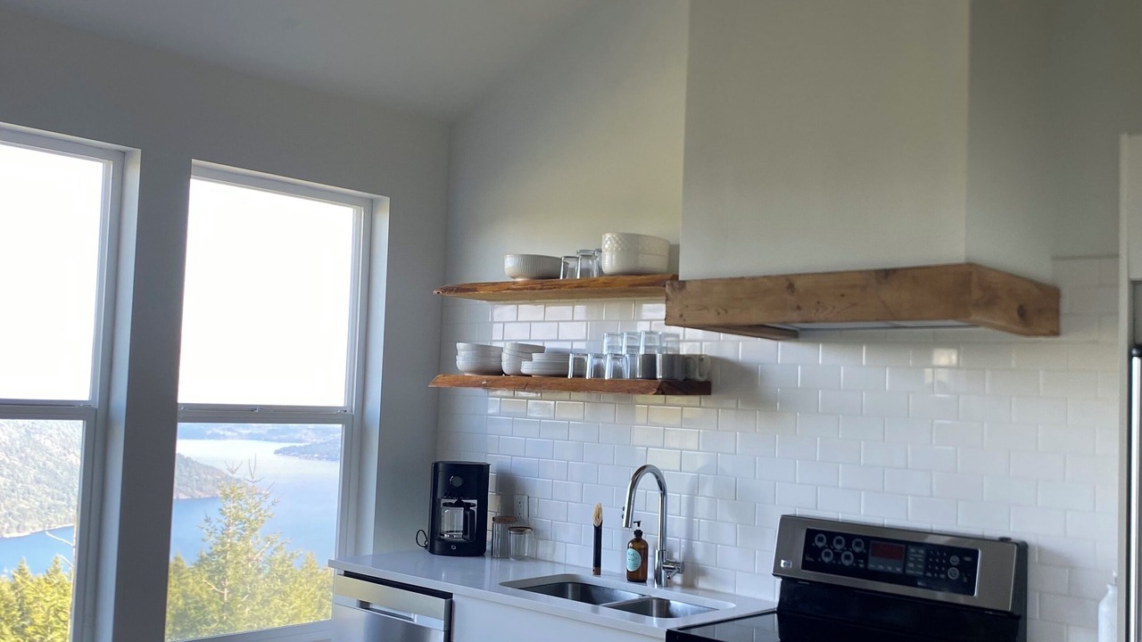 Photo of Kitchen in Malahat