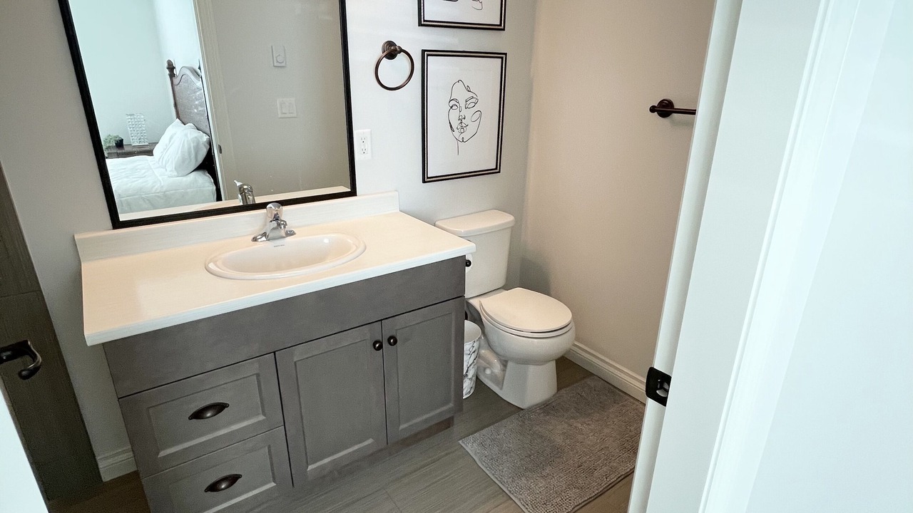Photo of Bathroom in Osoyoos