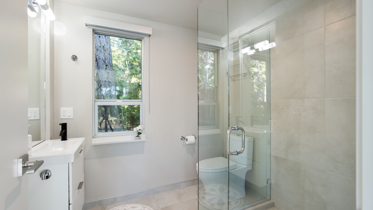 Photo of Bathroom in Halfmoon Bay
