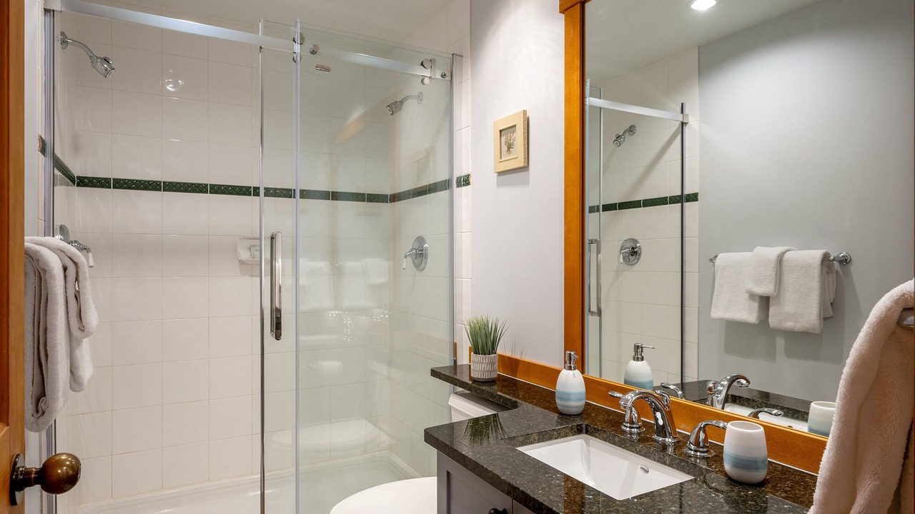 Photo of Bathroom in Upper Village