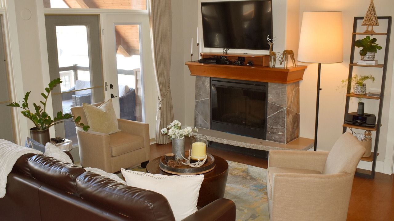 Photo of Livingroom in Canmore