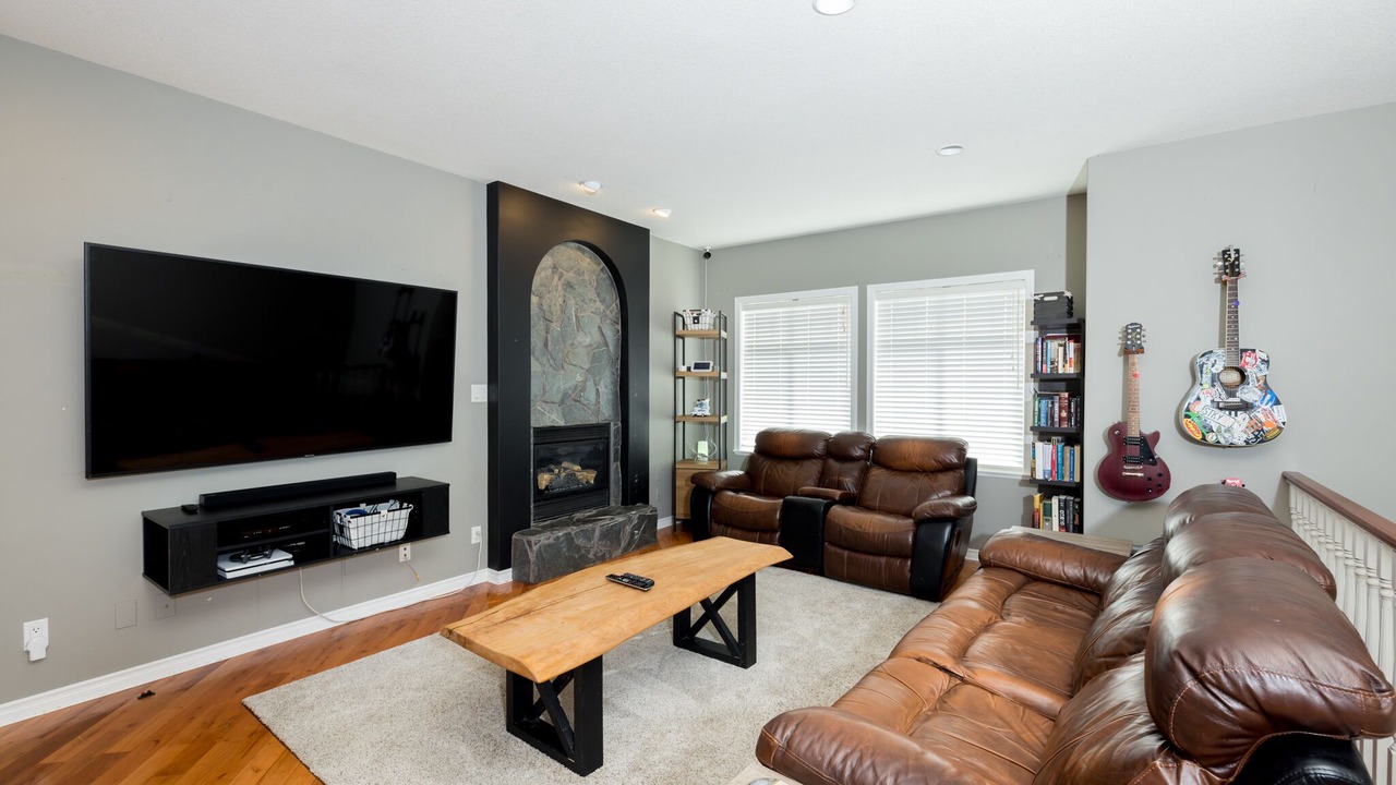 Photo of Livingroom in Campbell River