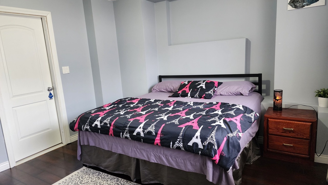 Photo of Bedroom in Townline Hill