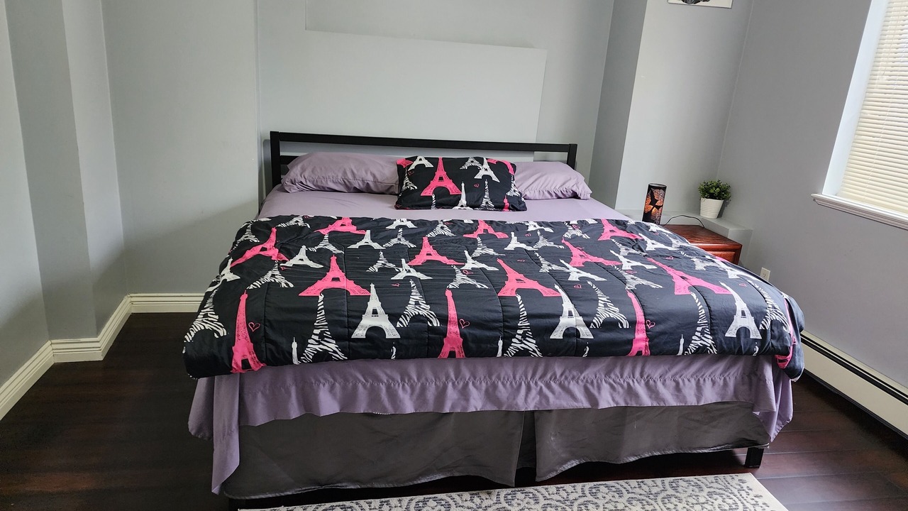 Photo of Bedroom in Townline Hill