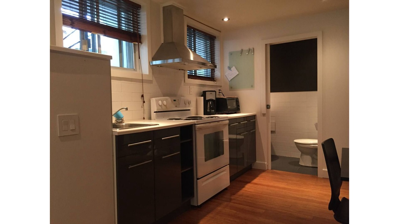 Photo of Kitchen in La Petite-Patrie