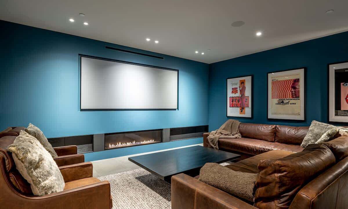 Photo of Livingroom in Whistler Creekside