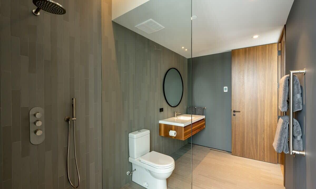 Photo of Bathroom in Whistler Creekside