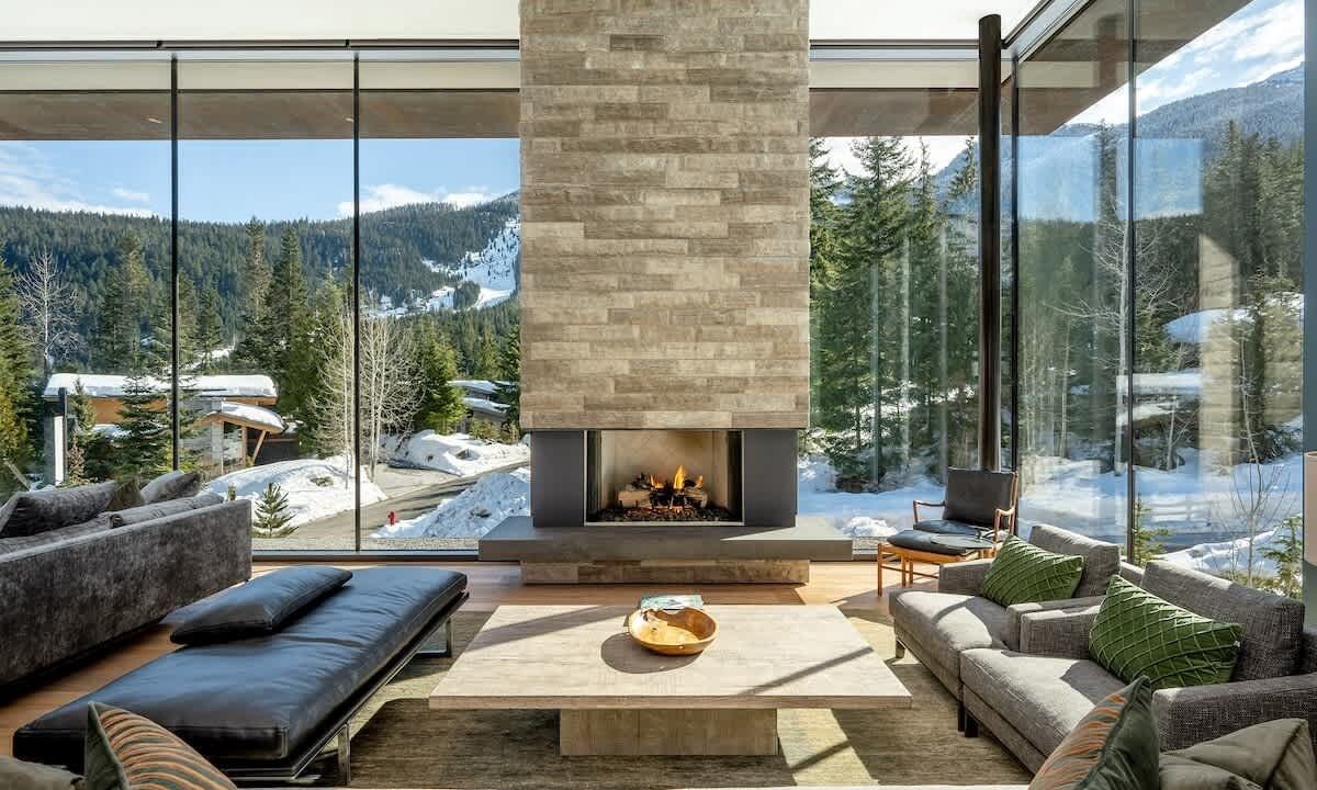 Photo of Livingroom in Whistler Creekside