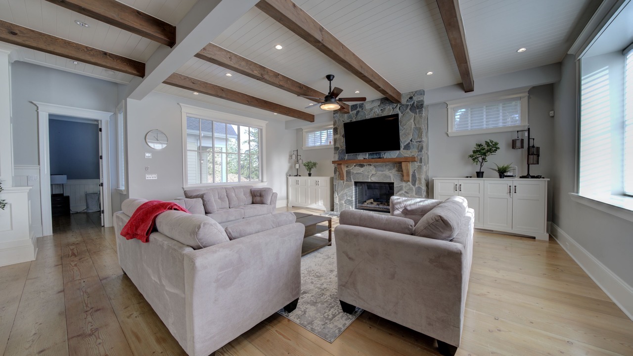 Photo of Livingroom in Surrey