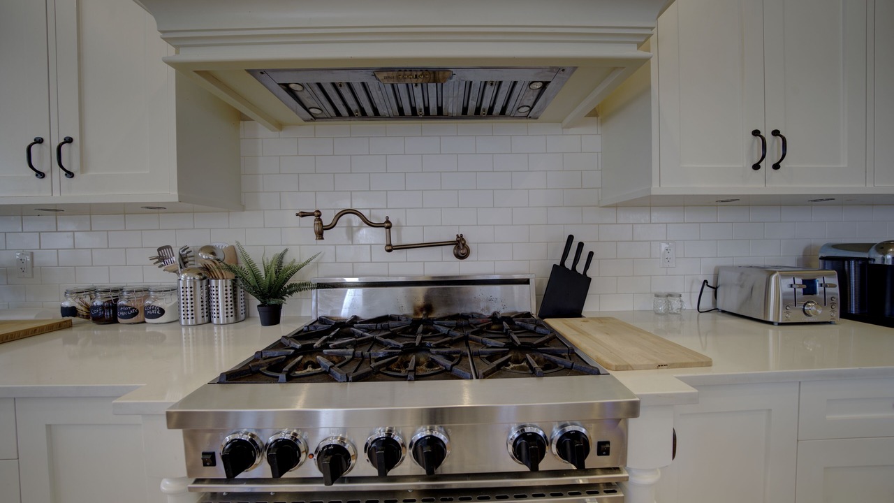 Photo of Kitchen in Surrey