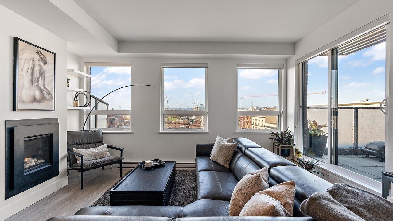 Photo of Livingroom in Downtown Victoria