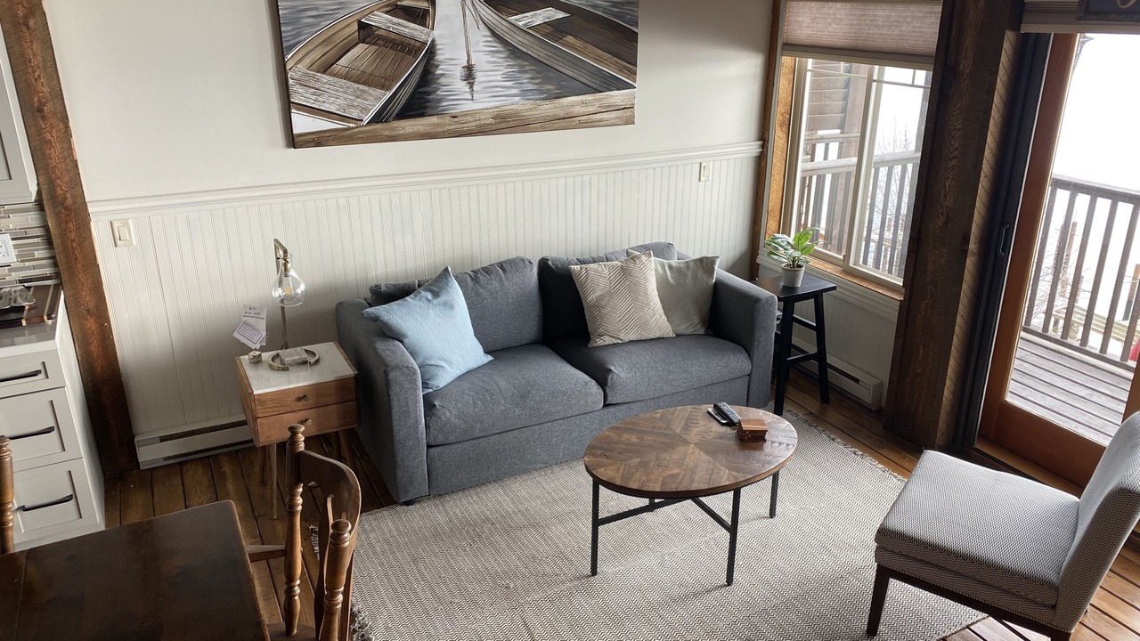 Photo of Livingroom in Central Okanagan