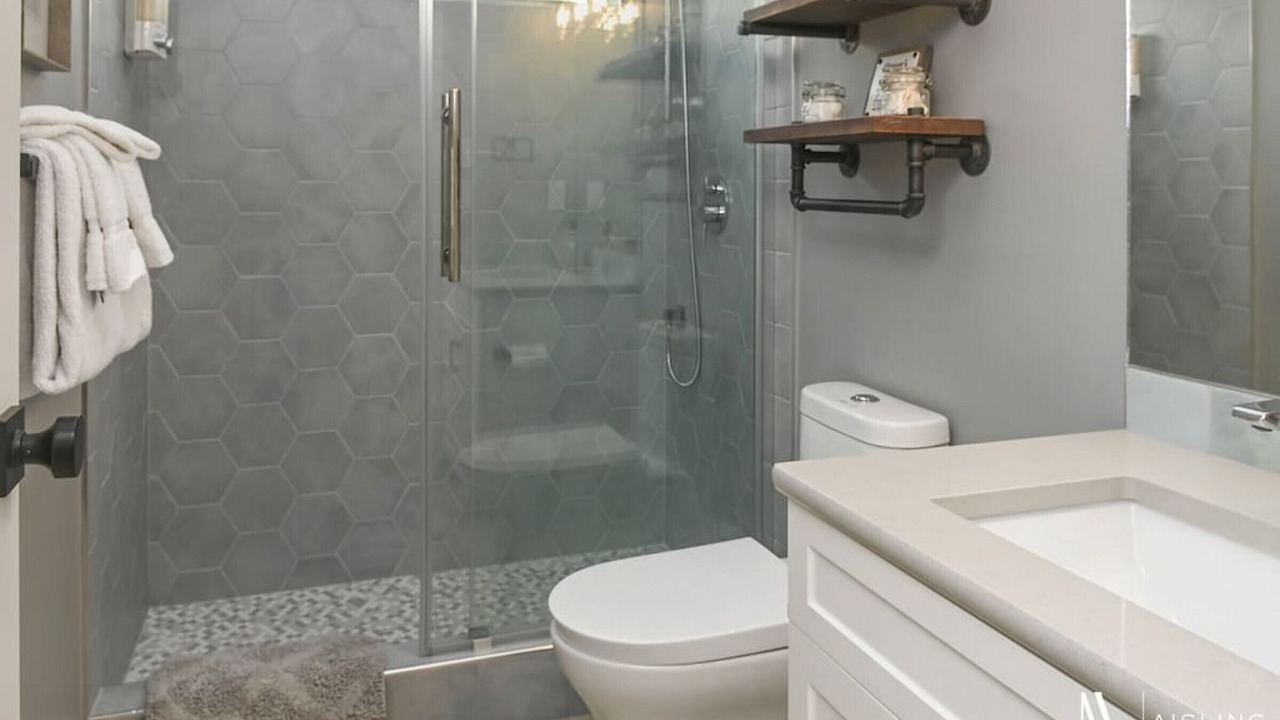 Photo of Bathroom in Windermere