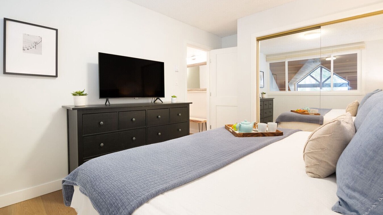 Photo of Bedroom in Upper Village