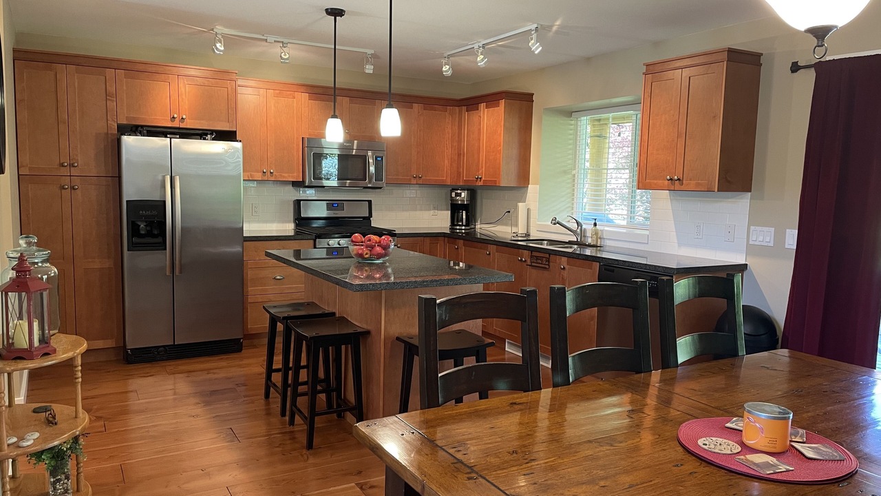 Photo of Kitchen in Lindell Beach