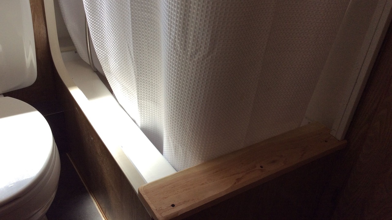 Photo of Bathroom in Anglemont