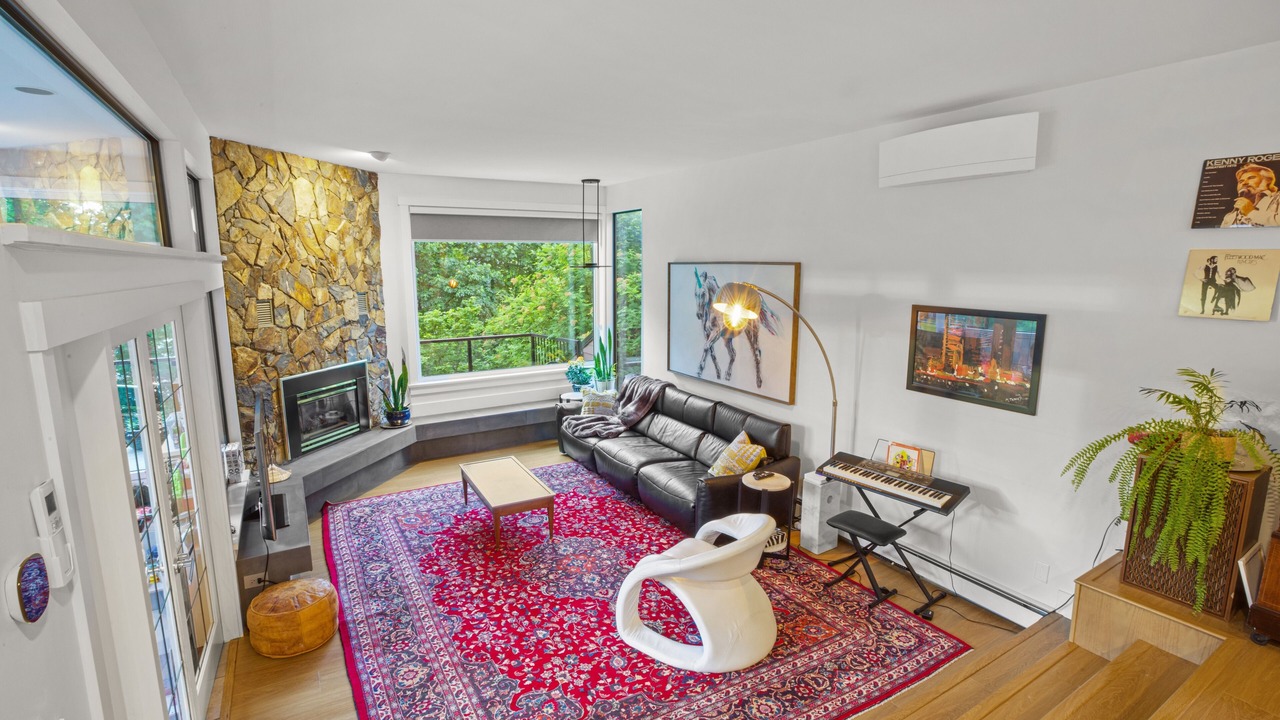 Photo of Livingroom in Port Moody
