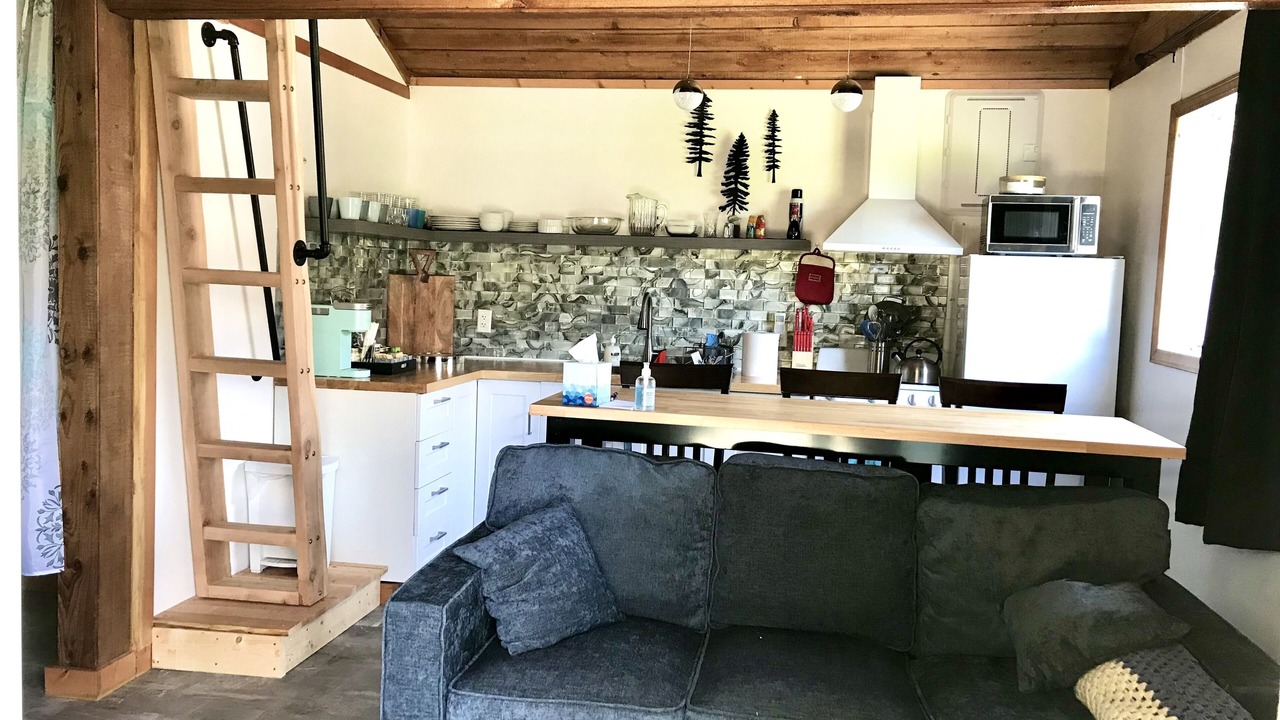 Photo of Livingroom in Port Renfrew