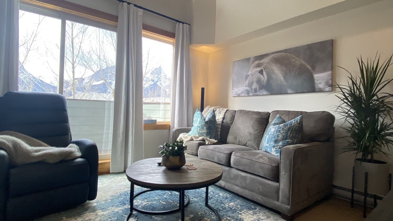 Photo of Livingroom in Canmore