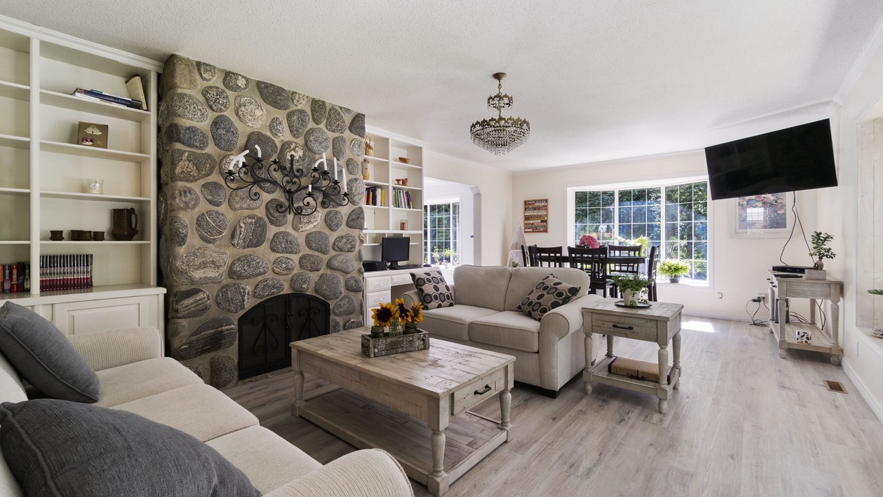 Photo of Bedroom in Sicamous