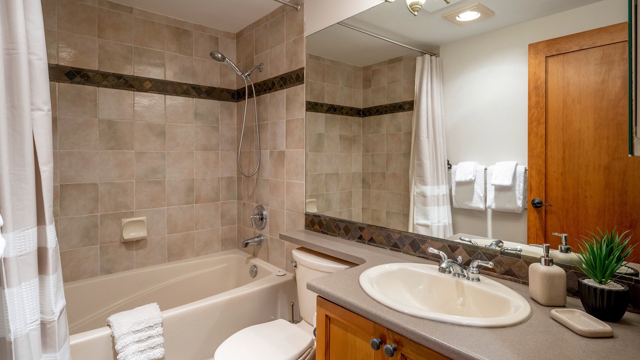 Photo of Bathroom in Upper Village
