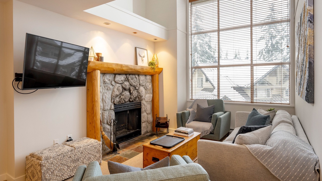 Photo of Livingroom in Upper Village