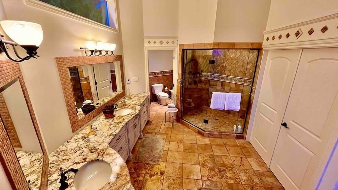 Photo of Bathroom in Ladysmith