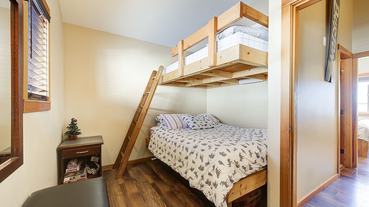 Photo of Bedroom in Big White Ski Resort