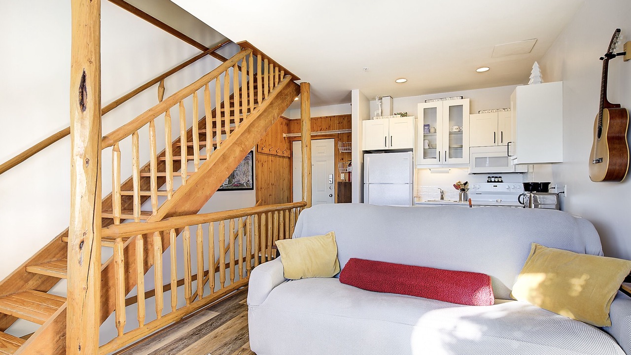 Photo of Livingroom in Big White Ski Resort