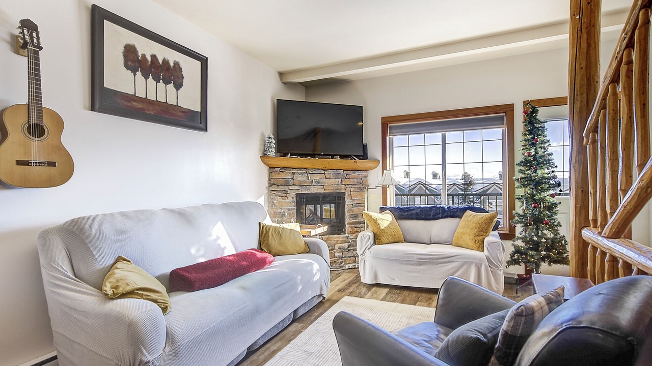 Photo of Livingroom in Big White Ski Resort