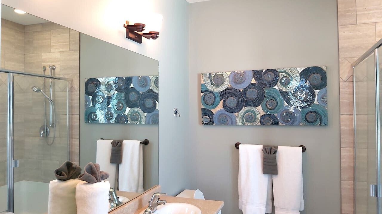 Photo of Bathroom in Osoyoos