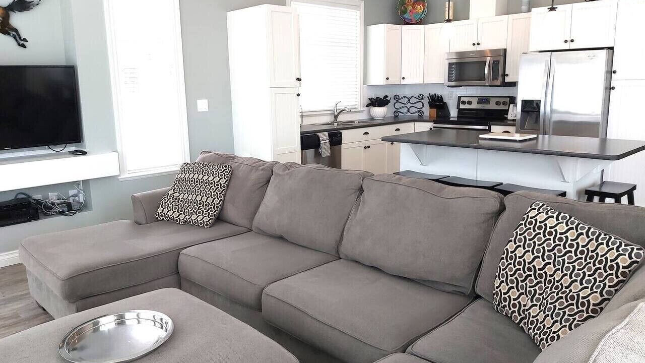 Photo of Livingroom in Osoyoos