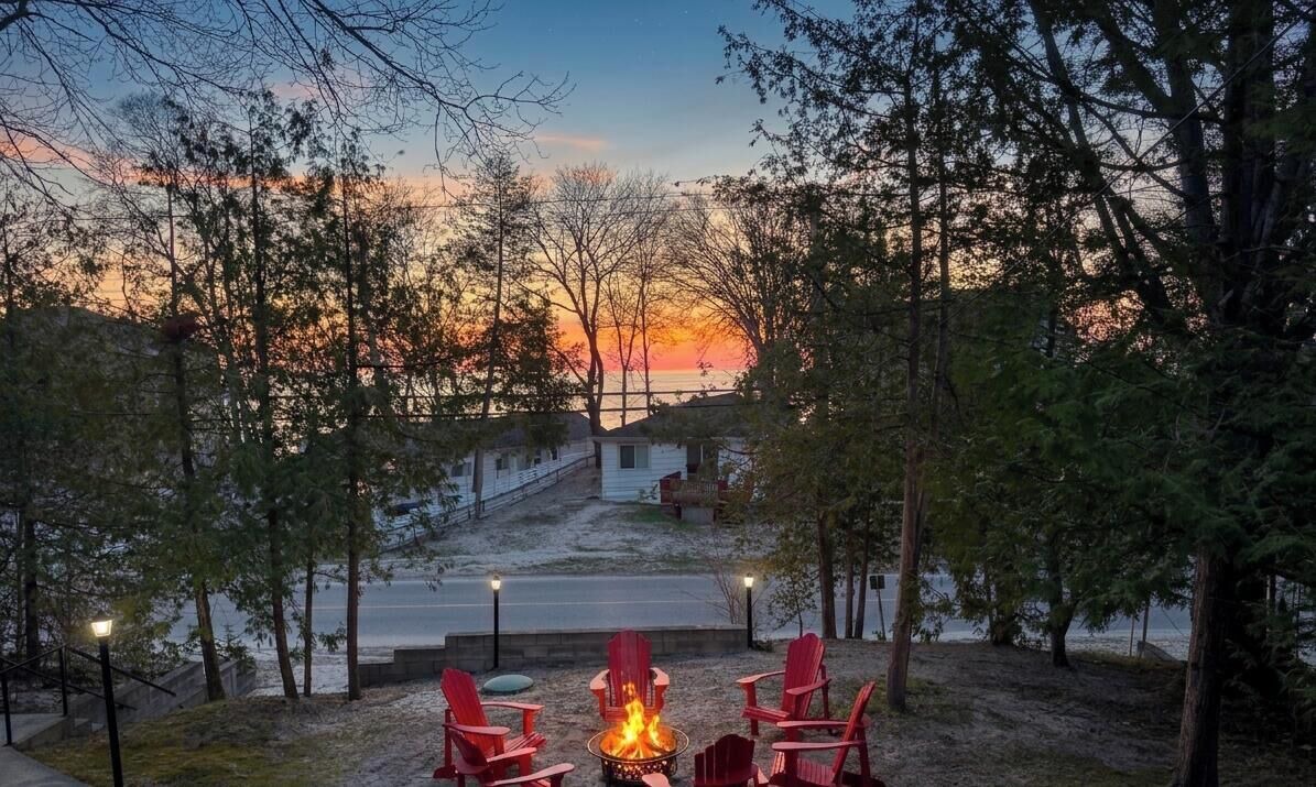 Photo of Outdoor in Tiny