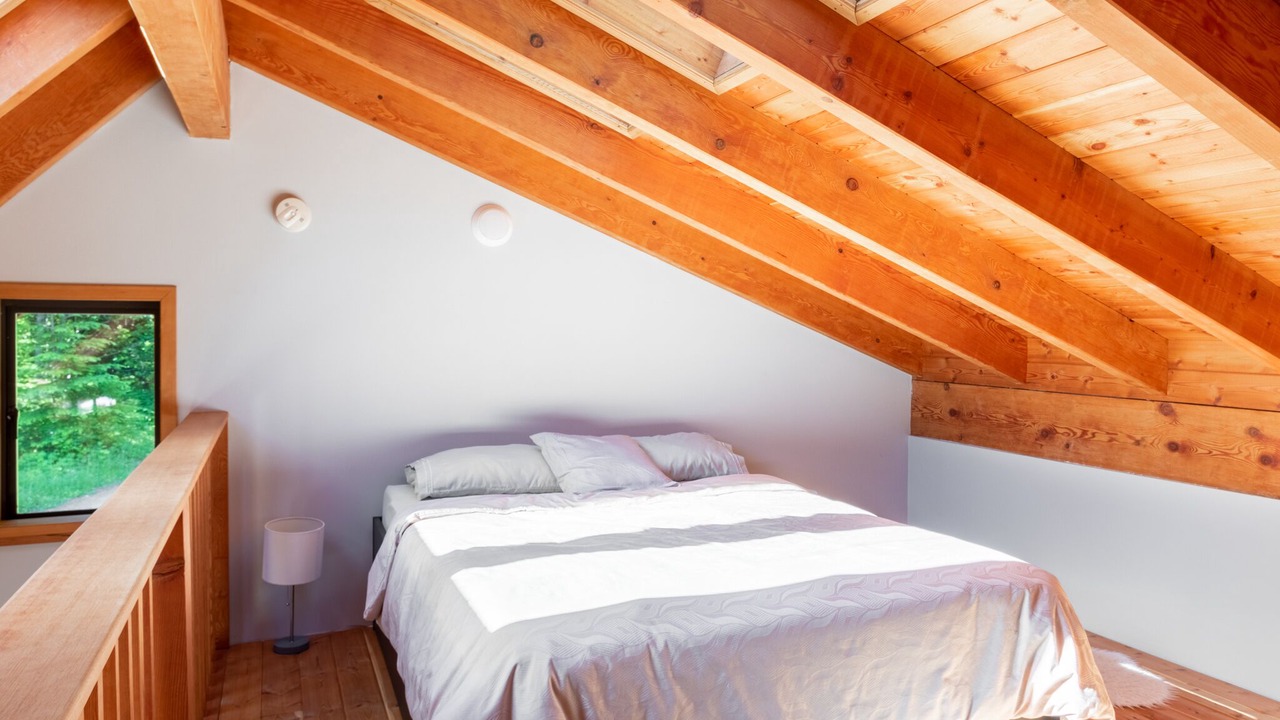 Photo of Bedroom in Courtenay