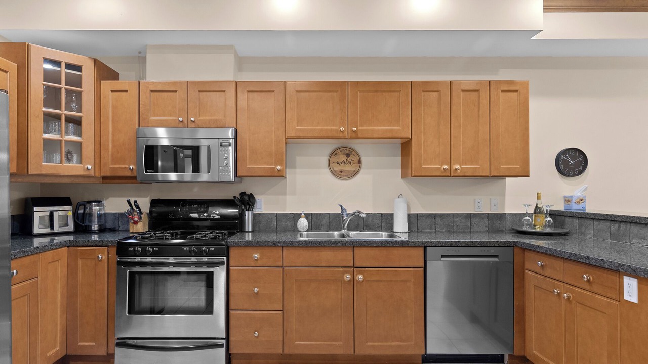 Photo of Kitchen in Okanagan-Similkameen