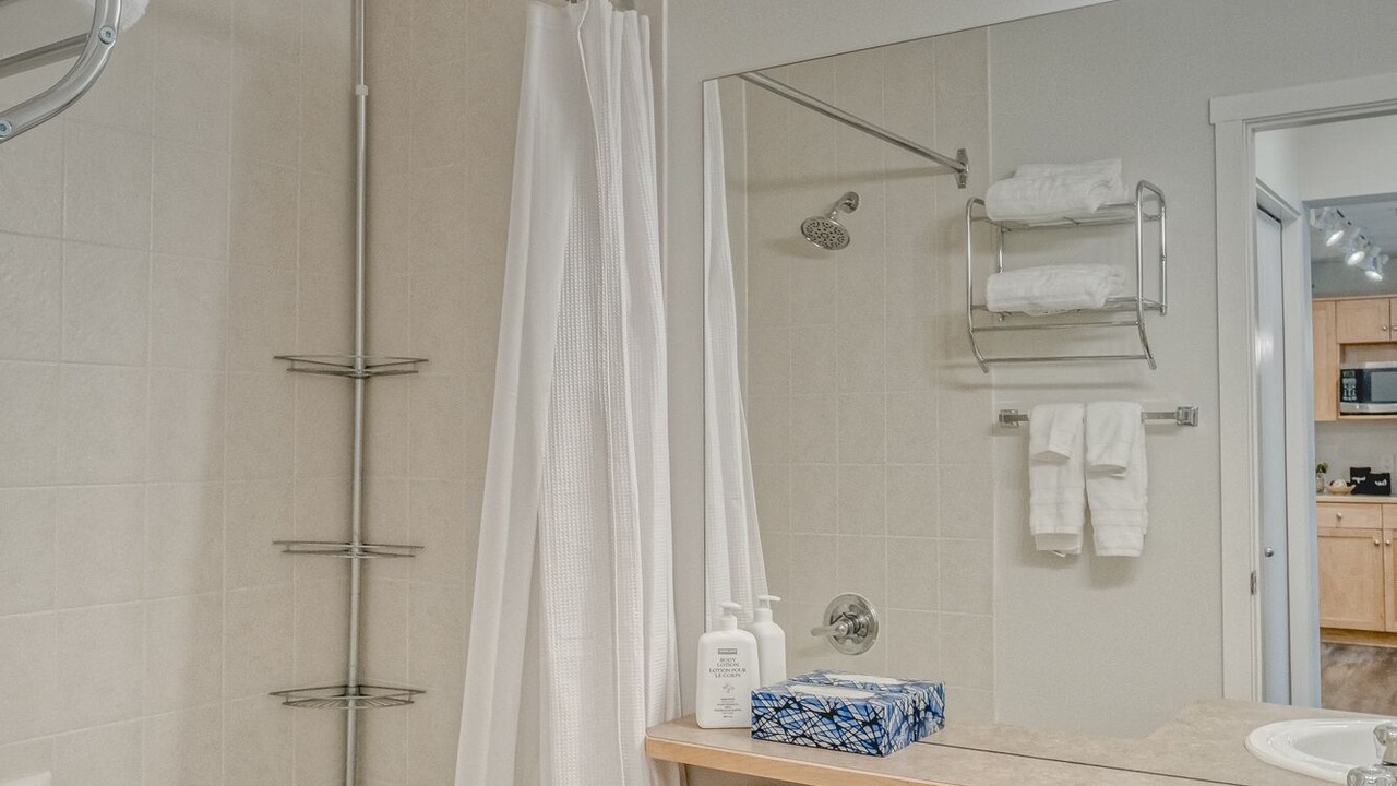 Photo of Bathroom in Cougar Creek