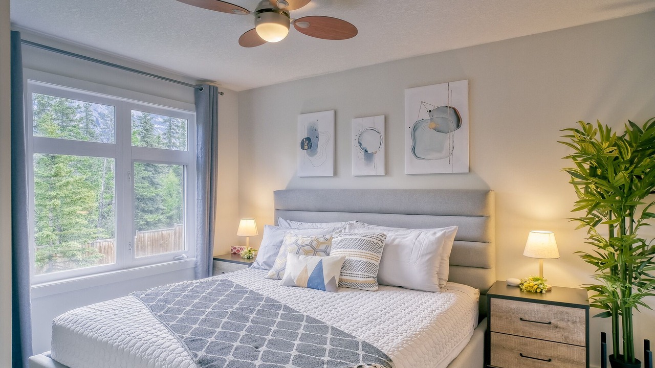 Photo of Bedroom in Cougar Creek