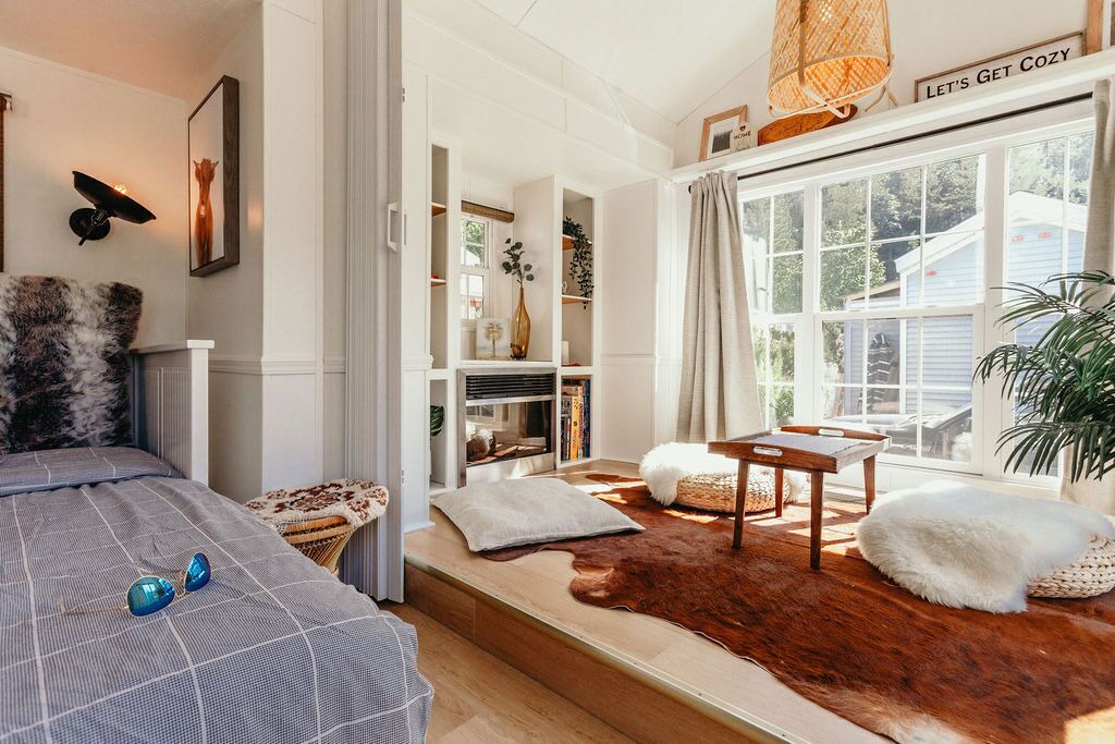 Photo of Bedroom in Lindell Beach