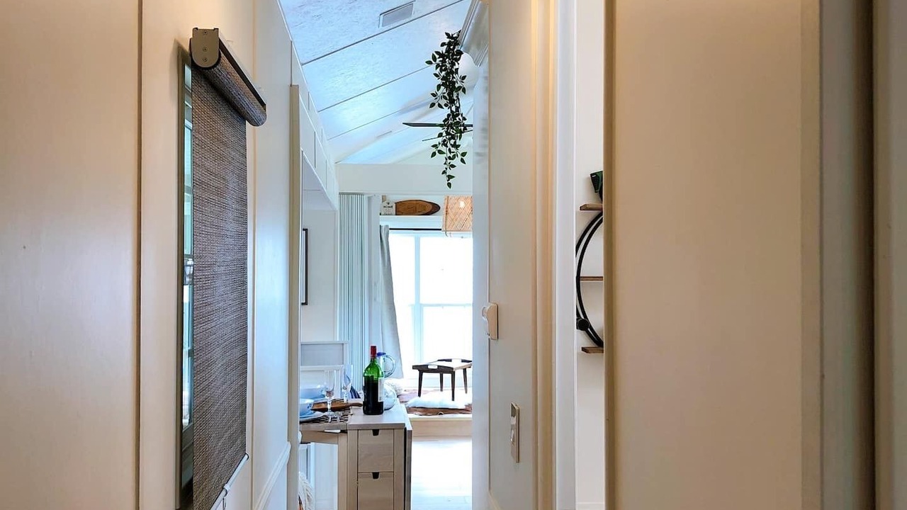 Photo of Bathroom in Lindell Beach