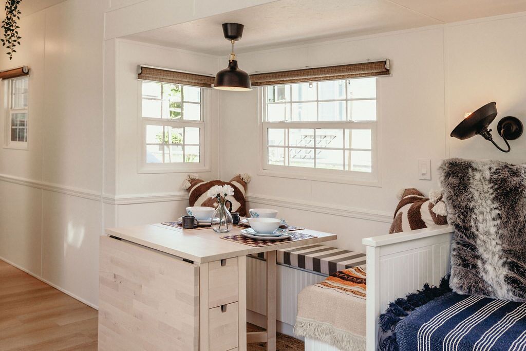 Photo of Bedroom in Lindell Beach