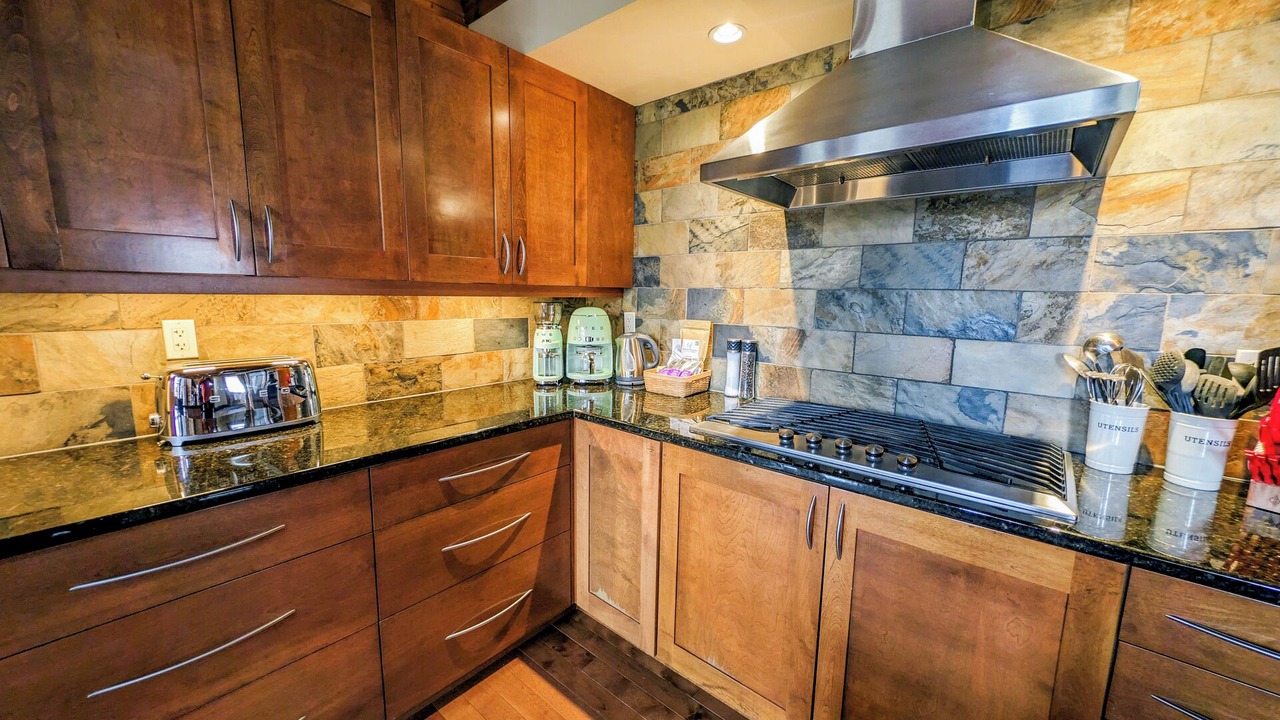 Photo of Kitchen in Golden