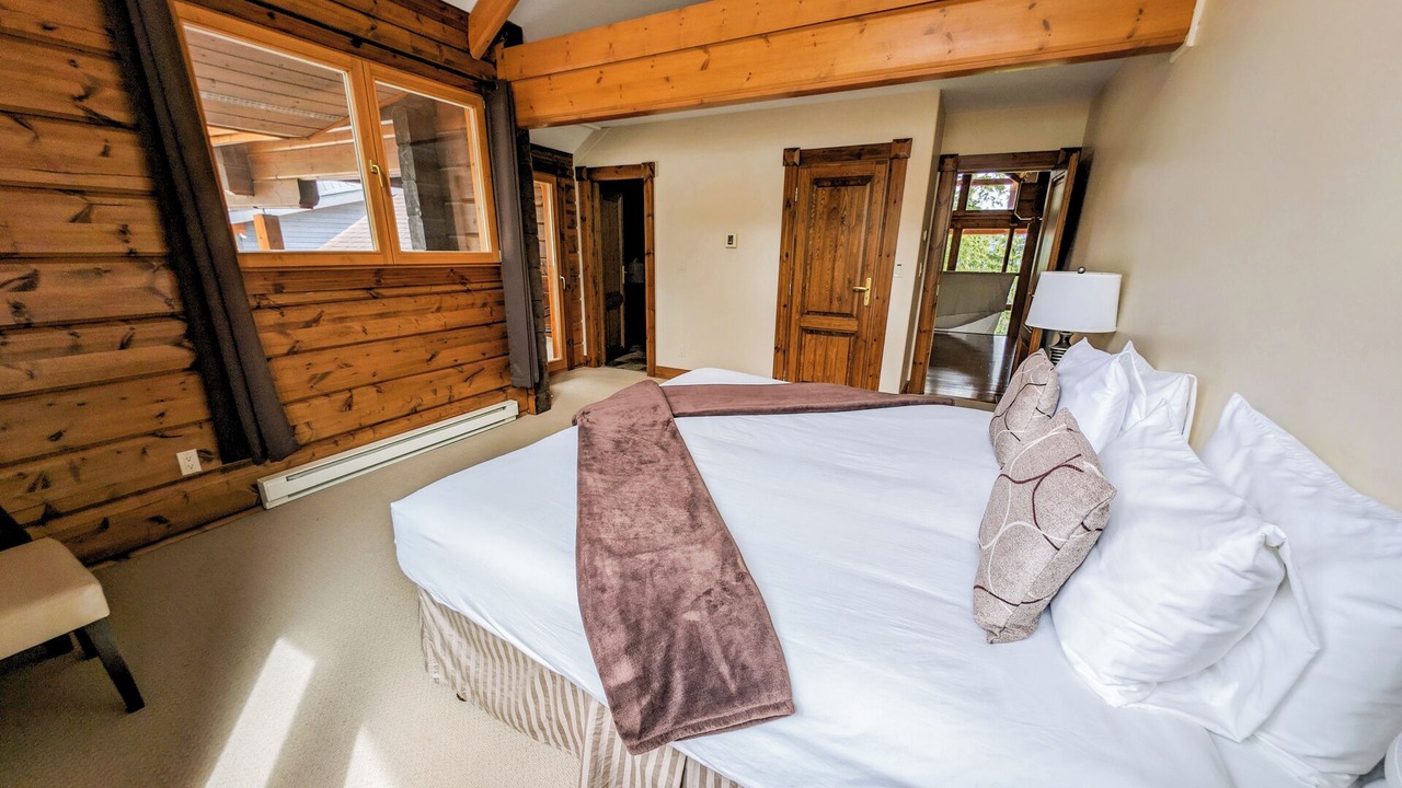 Photo of Bedroom in Golden